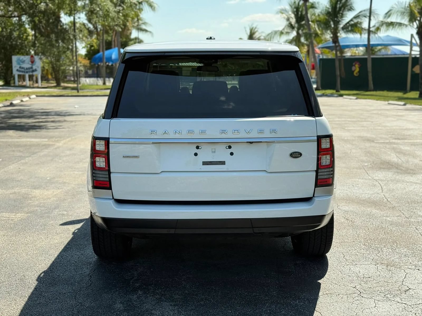 Used 2015 Land Rover Range Rover Long Wheelbase Supercharged AWD/4WD image 14