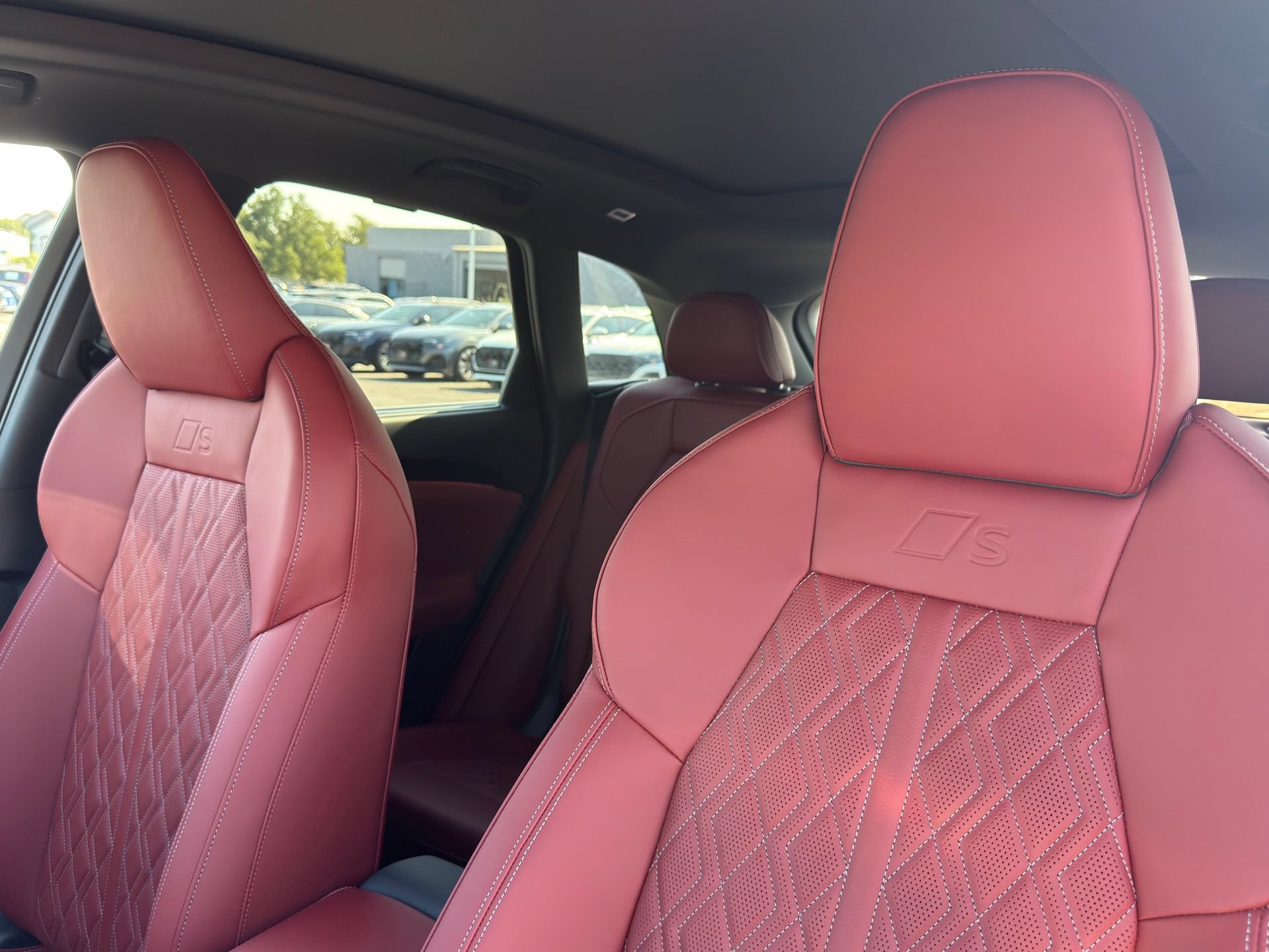 New 2026 Audi SQ5 Prestige AWD/4WD image 11