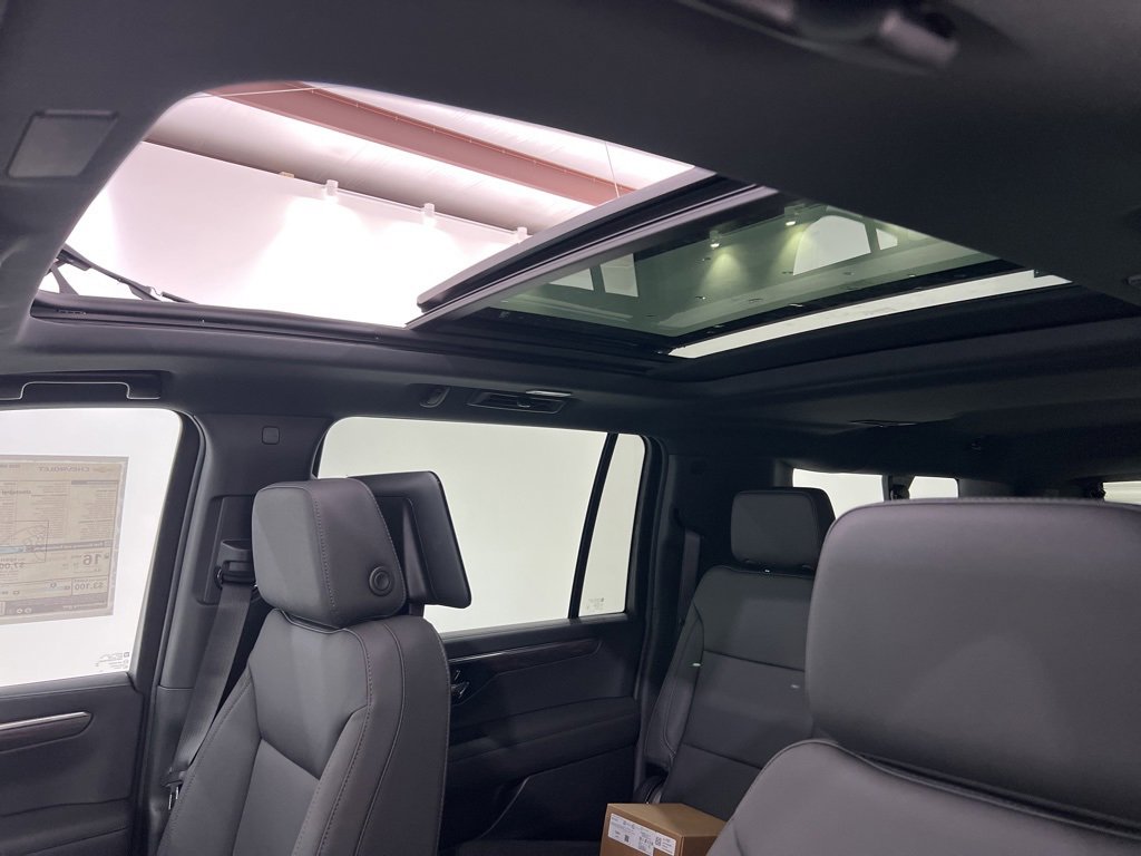 New 2026 Chevrolet Suburban Z71 w/ Z71 Off-Road Package image 18
