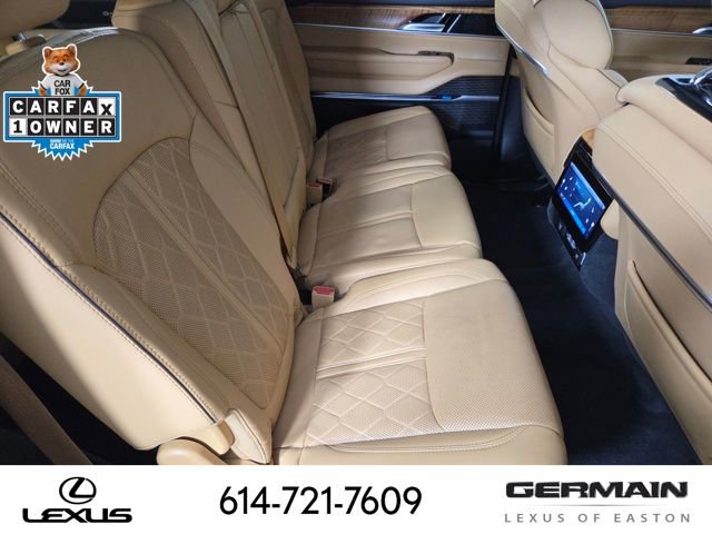 Used 2023 Jeep Grand Wagoneer Series III w/ HD Trailer Tow Package AWD/4WD image 23