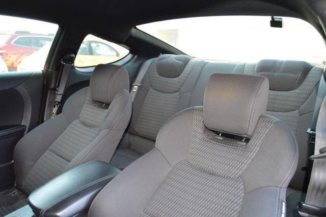 Used 2014 Hyundai Genesis 2.0T image 36