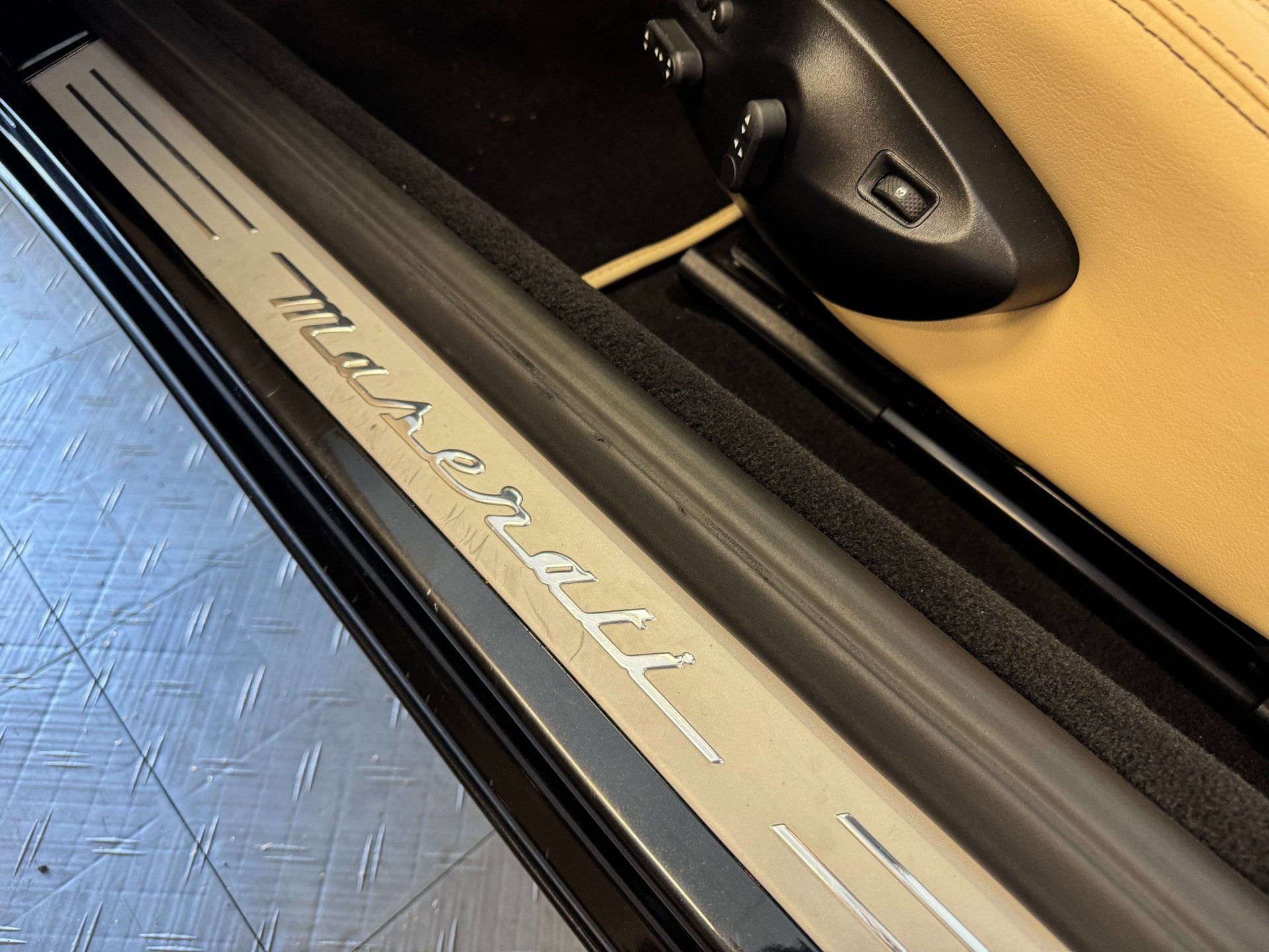 Used 2014 Maserati GranTurismo Convertible image 85