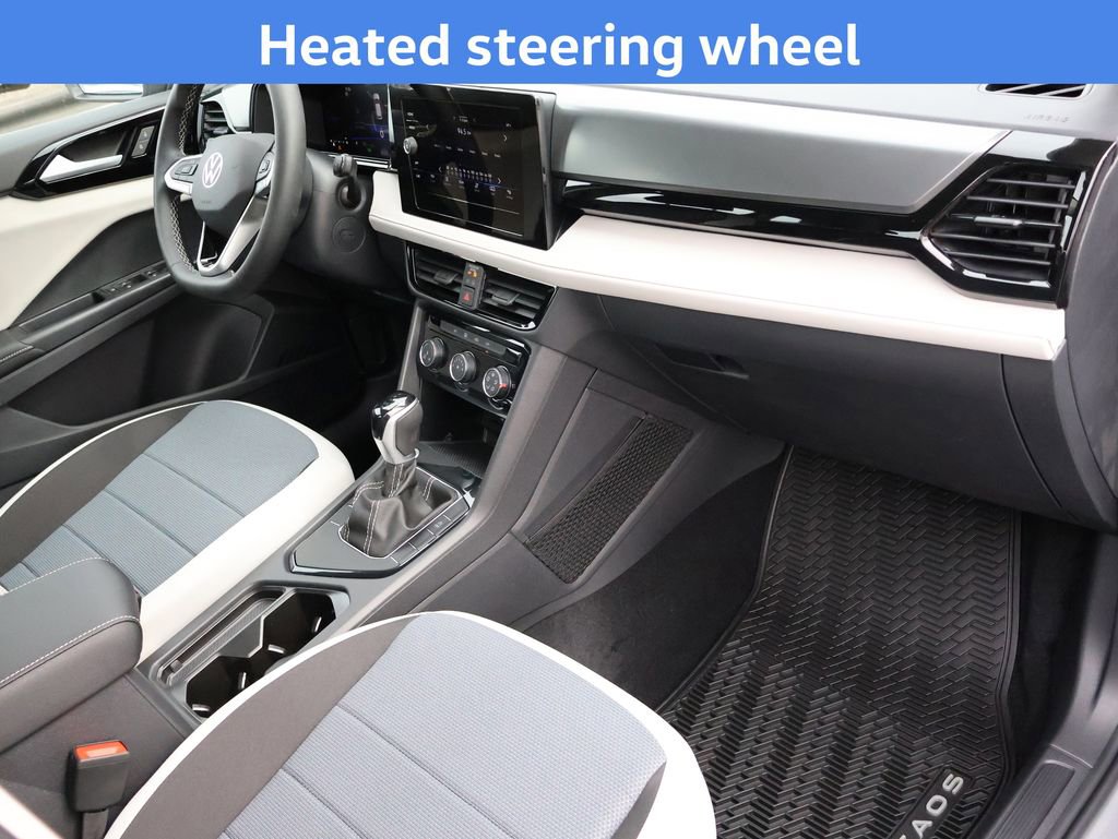 New 2026 Volkswagen Taos S image 11