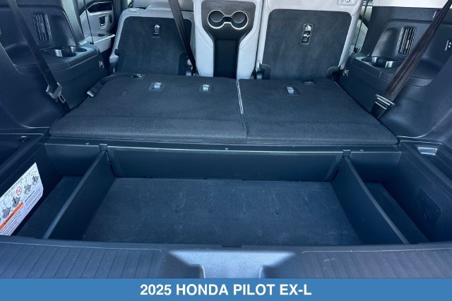 Certified 2025 Honda Pilot EX-L image 18
