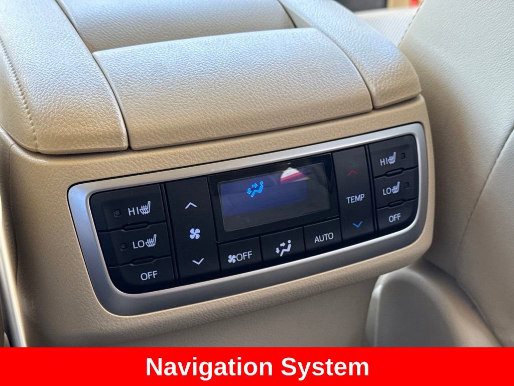 Used 2019 Toyota Highlander Limited Platinum AWD/4WD image 17