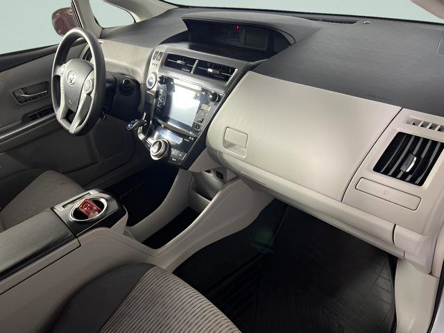 Used 2016 Toyota Prius V Five image 21