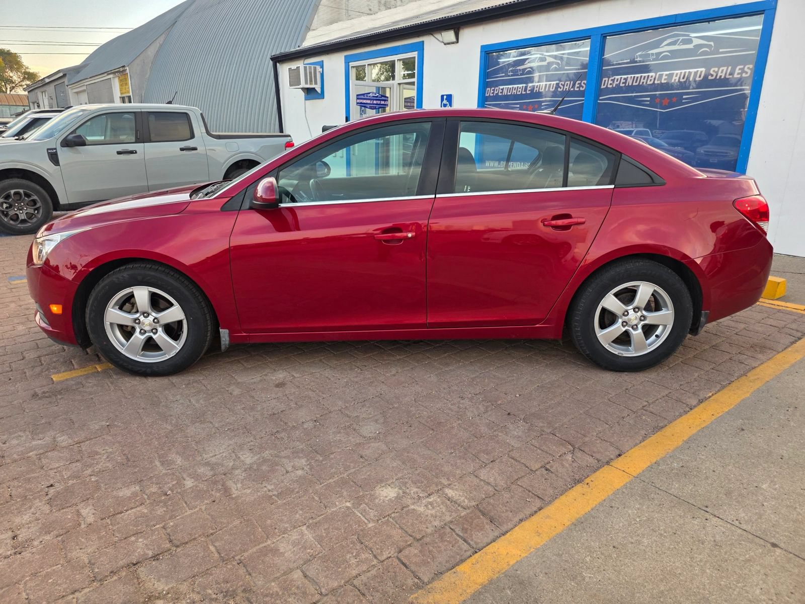 Used 2014 Chevrolet Cruze LT FWD image 8