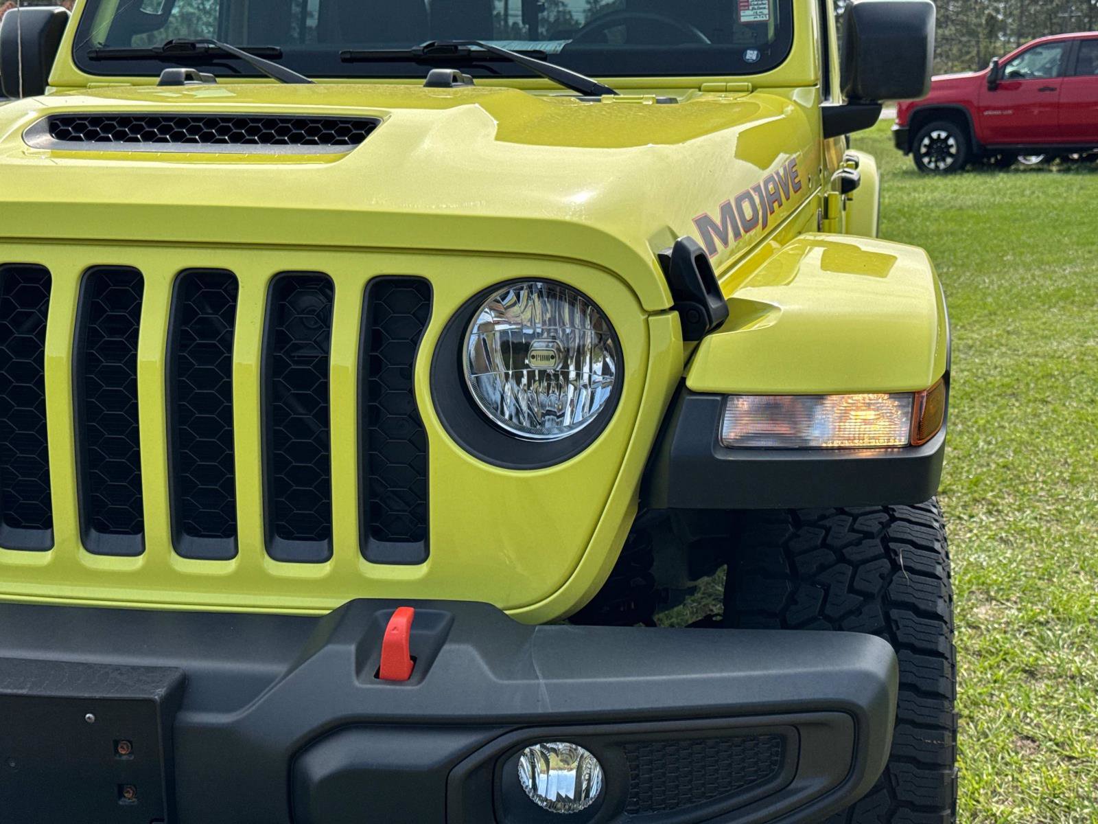 Certified 2023 Jeep Gladiator Mojave w/ Cold Weather Group image 9