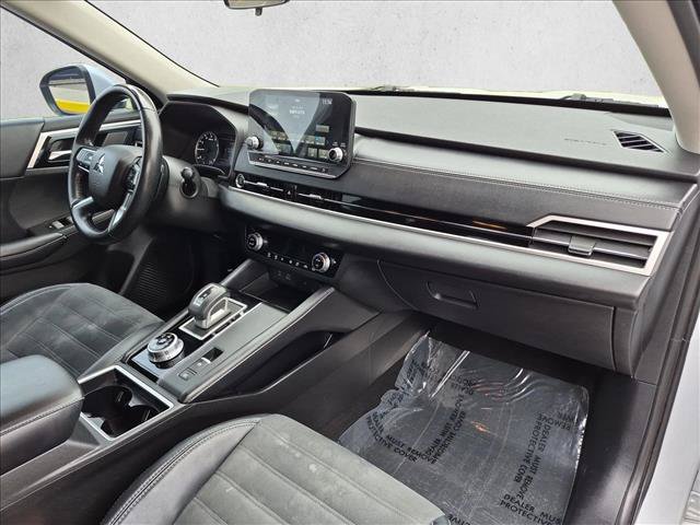 Used 2022 Mitsubishi Outlander SE AWD/4WD image 21