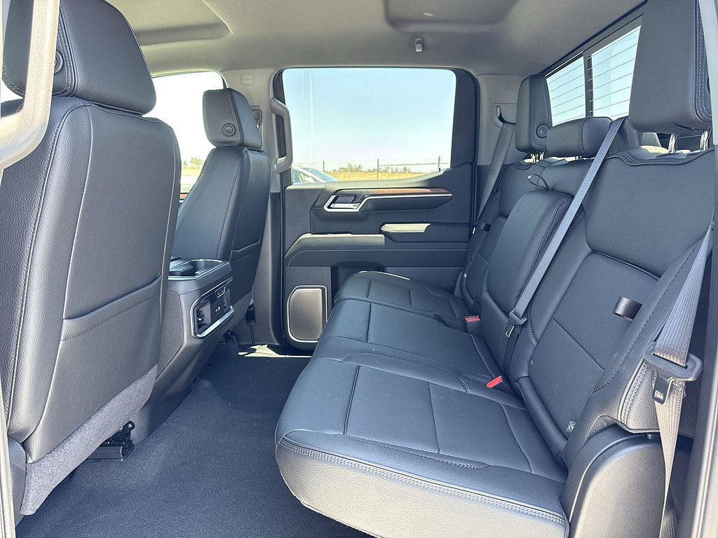 New 2026 GMC Sierra 1500 Denali w/ Technology Package AWD/4WD image 25