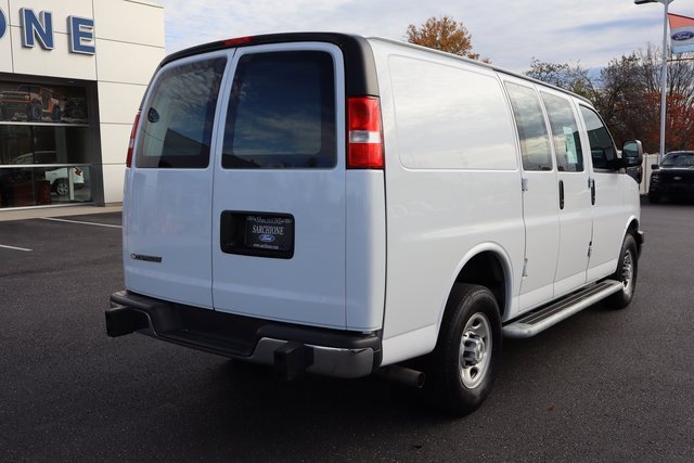 Used 2024 Chevrolet Express 2500 w/ Driver Convenience Package image 3