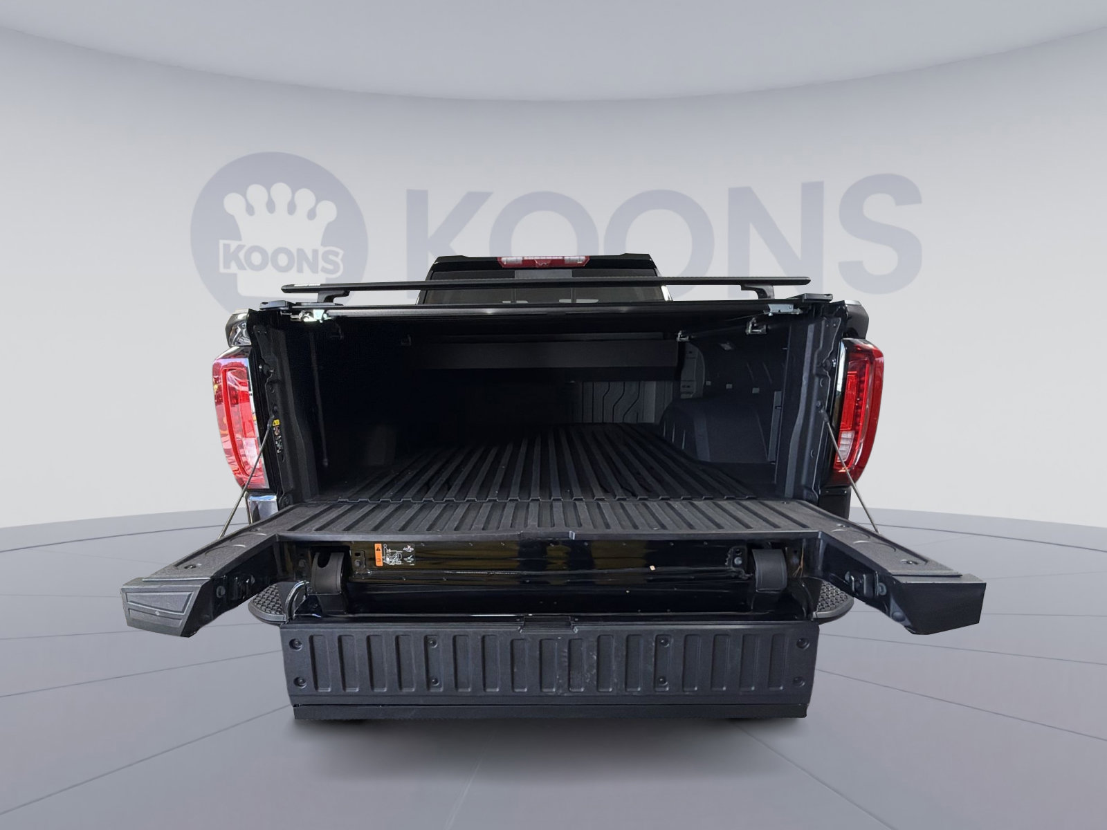 Used 2024 GMC Sierra 1500 AT4 w/ Technology Package image 27