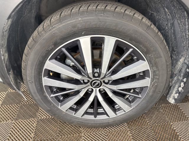 Used 2022 Nissan Pathfinder Platinum w/ Cargo Package AWD/4WD image 33