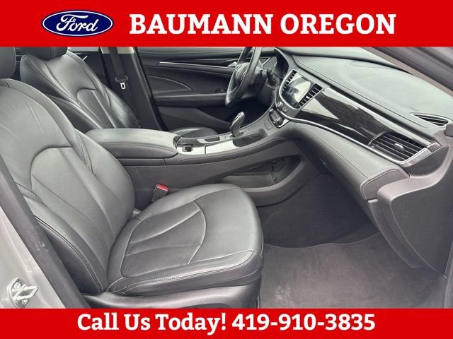 Used 2017 Buick LaCrosse Essence w/ Sun and Shade Package FWD image 10