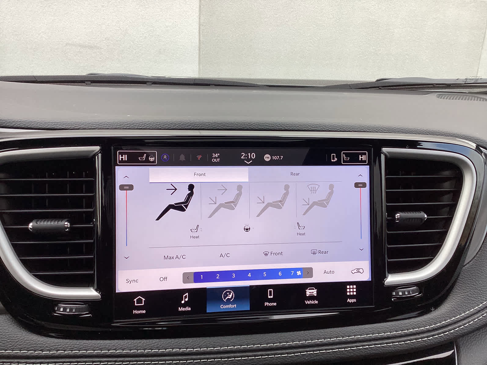 New 2026 Chrysler Pacifica Select image 17