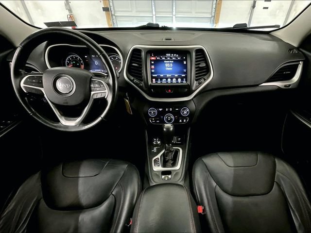 Used 2015 Jeep Cherokee Trailhawk w/ Leather Interior Group AWD/4WD image 15