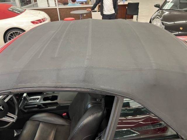 Used 2005 Ford Mustang Premium RWD image 22