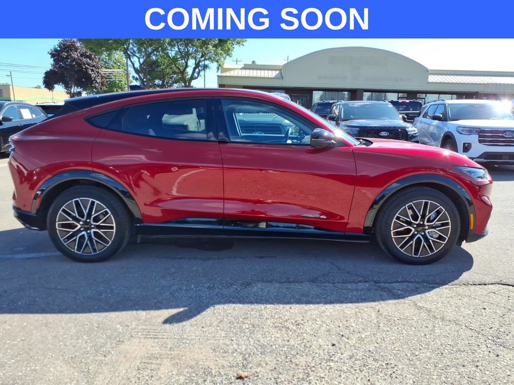Used 2024 Ford Mustang Mach-E Premium AWD/4WD image 3