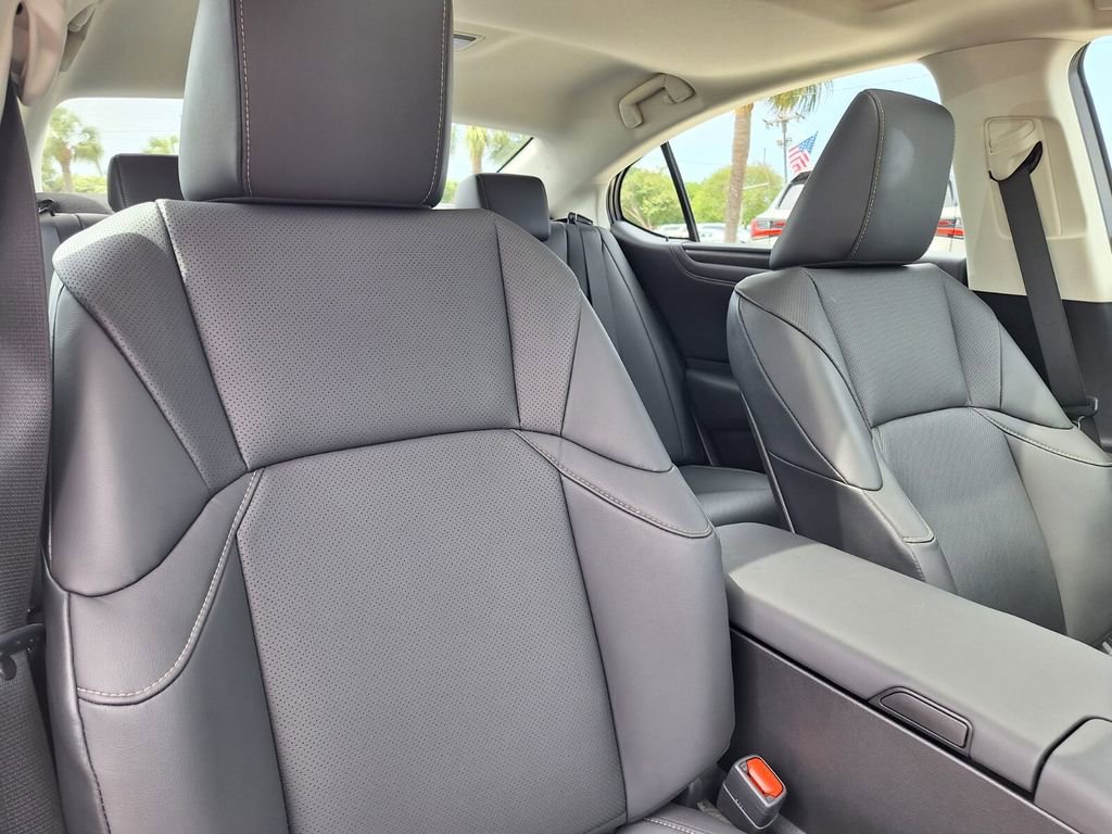 Used 2024 Lexus ES 350 w/ Premium Package image 30
