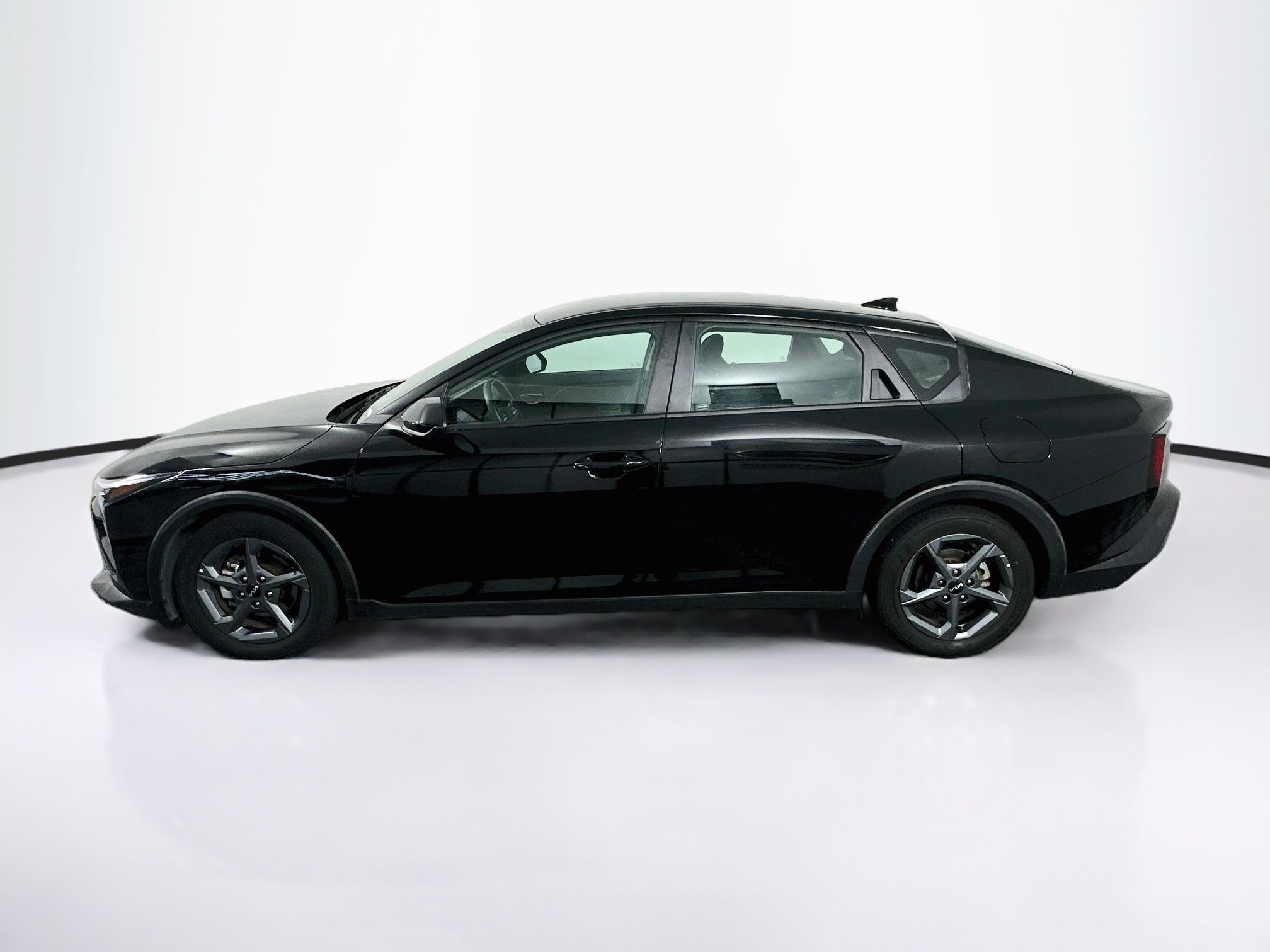 Used 2025 Kia K4 FWD image 4