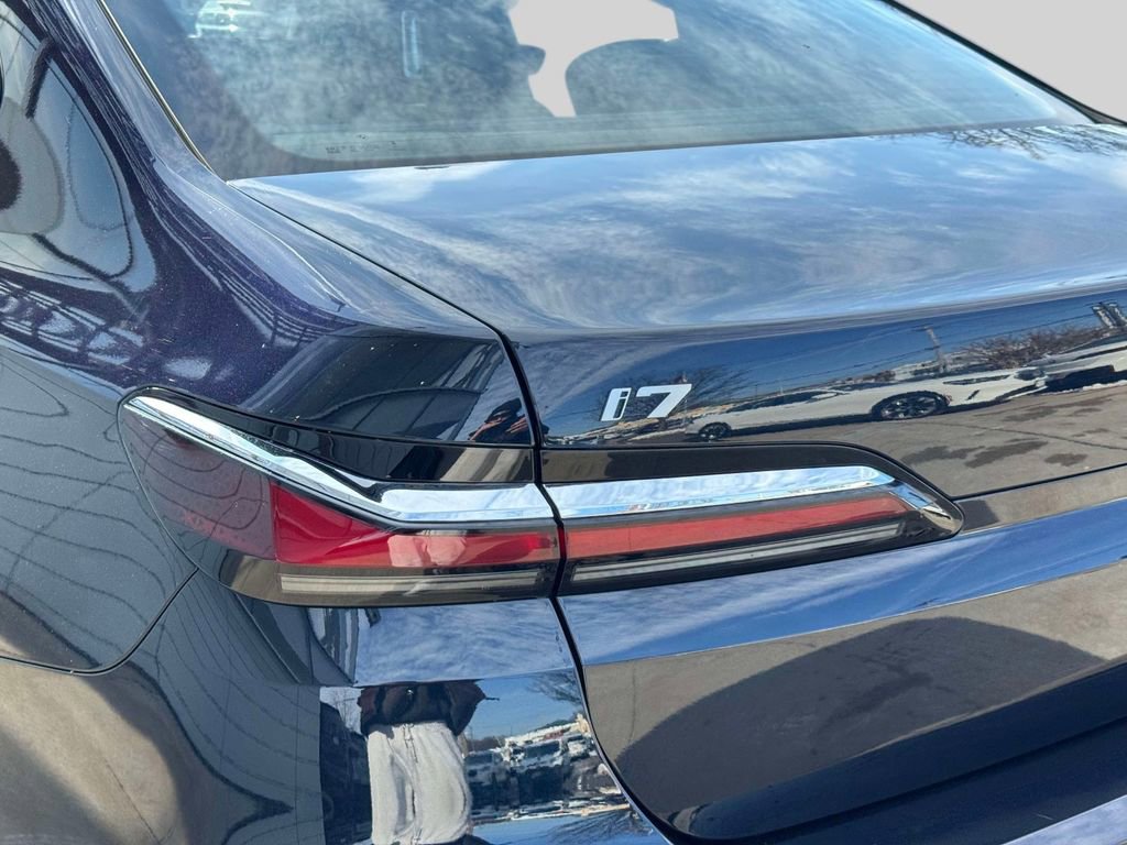 Certified 2024 BMW i7 eDrive50 w/ M Sport Package image 10