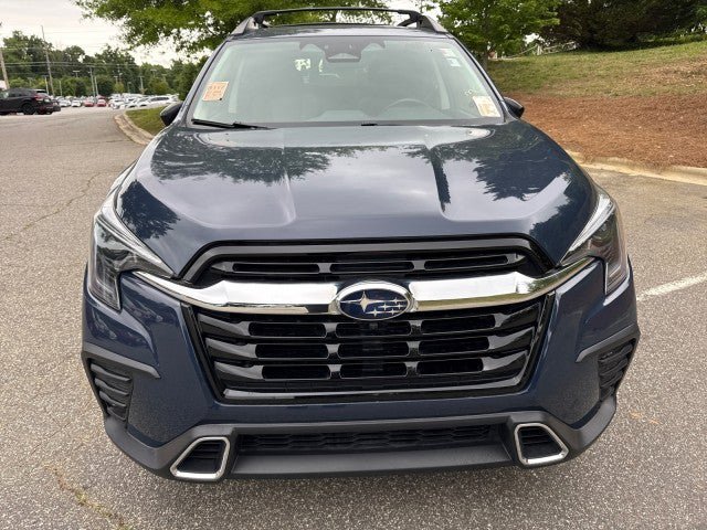 Used 2024 Subaru Ascent Touring AWD/4WD image 2