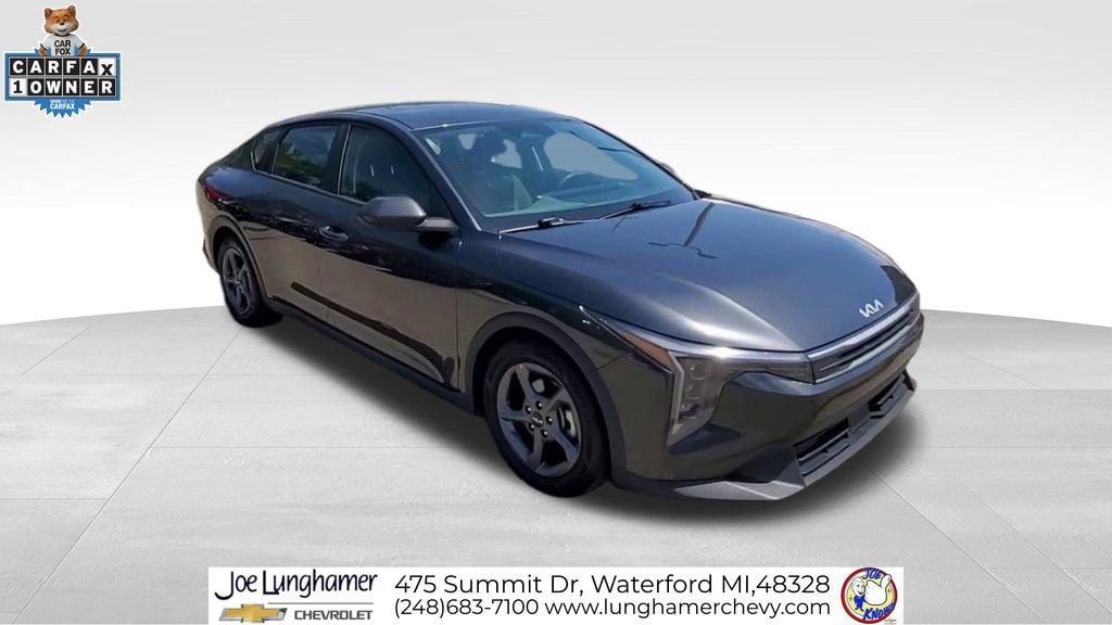 Used 2025 Kia K4 FWD image 2