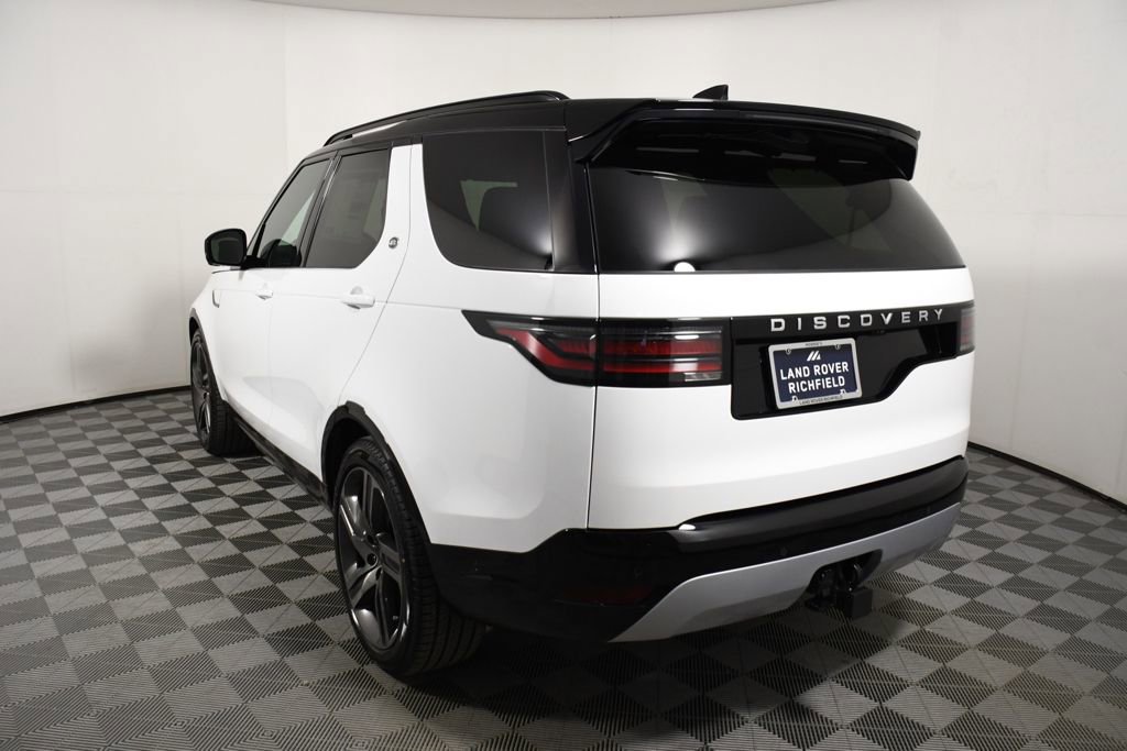 New 2026 Land Rover Discovery Limited Edition AWD/4WD image 4