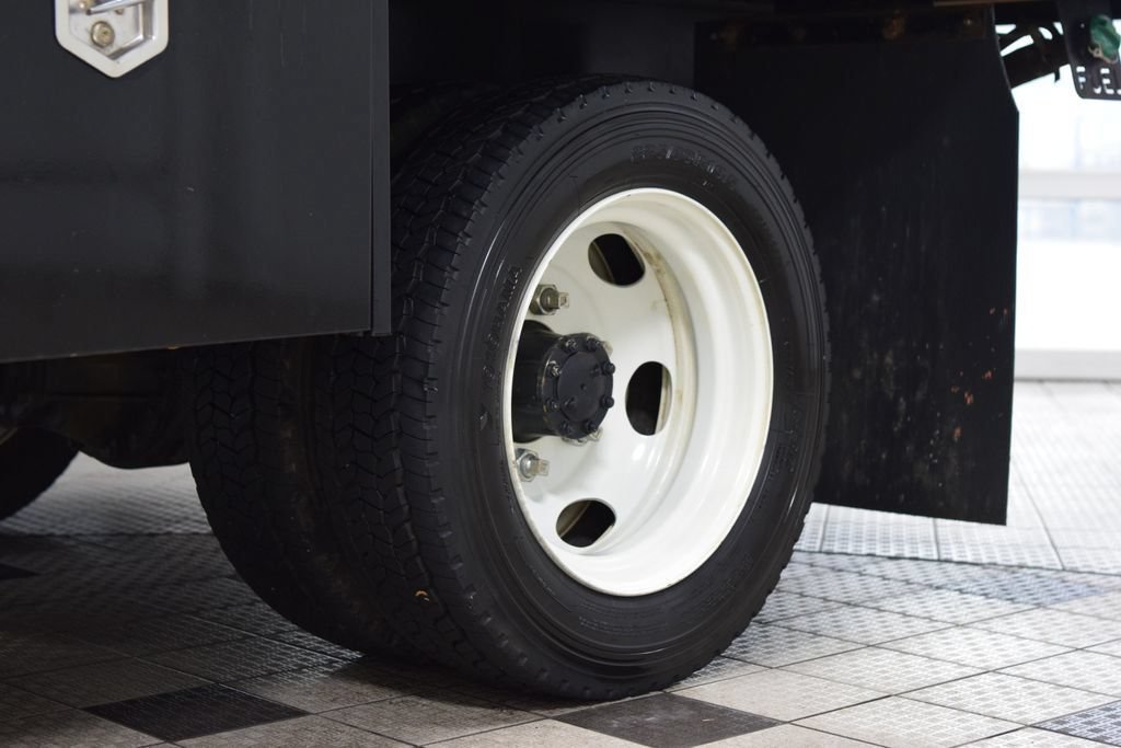 Used 2025 Chevrolet Low Cab Forward 5500XD RWD image 17