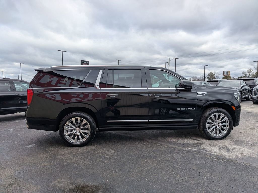 Certified 2024 GMC Yukon XL Denali image 5