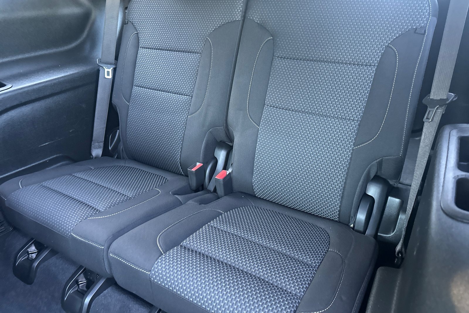 Used 2023 GMC Acadia SLE image 15