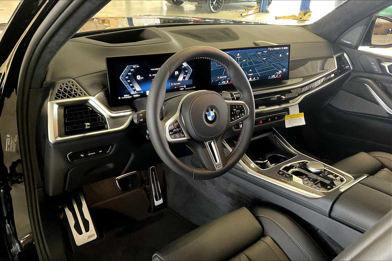 New 2026 BMW X7 M60i image 8