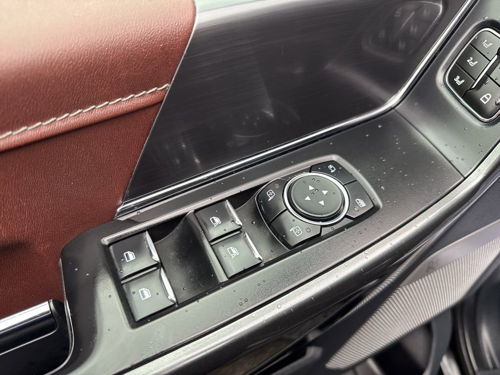 Used 2023 Ford F150 Lariat w/ Equipment Group 502A High image 11