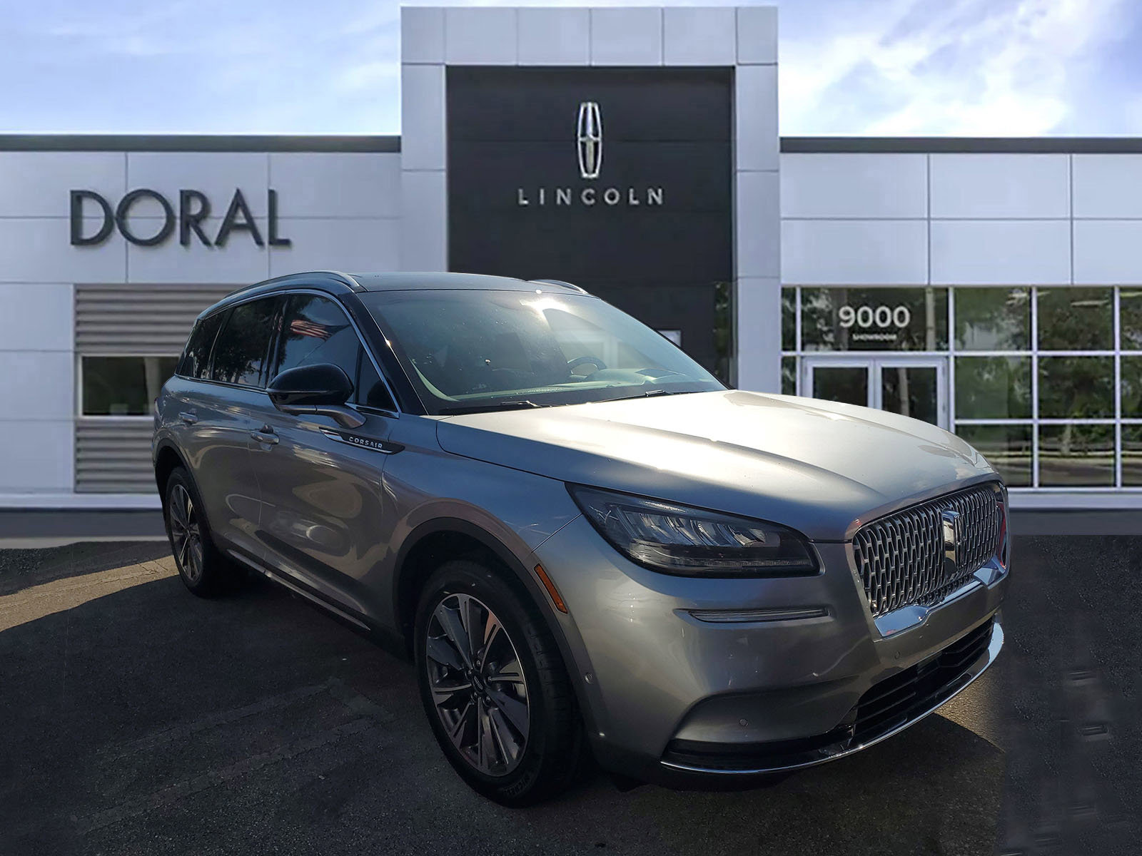 Certified 2022 Lincoln Corsair Reserve w/ Equipment Group 201A image 1