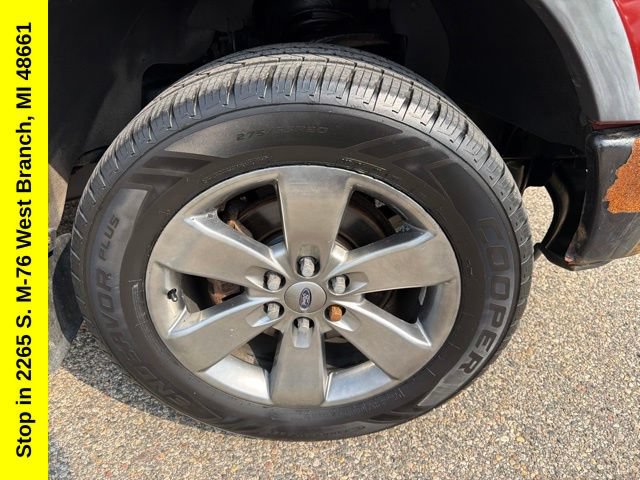 Used 2014 Ford F150 FX4 w/ Equipment Group 402A Luxury AWD/4WD image 11