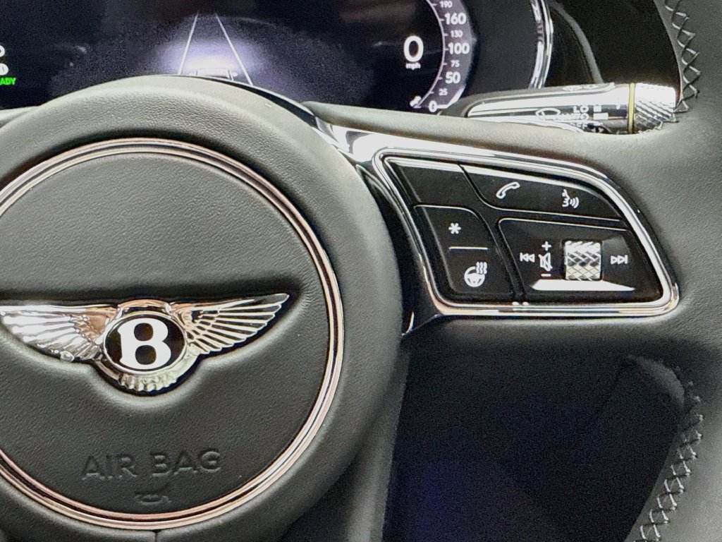 Used 2026 Bentley Flying Spur V8 AWD/4WD image 12
