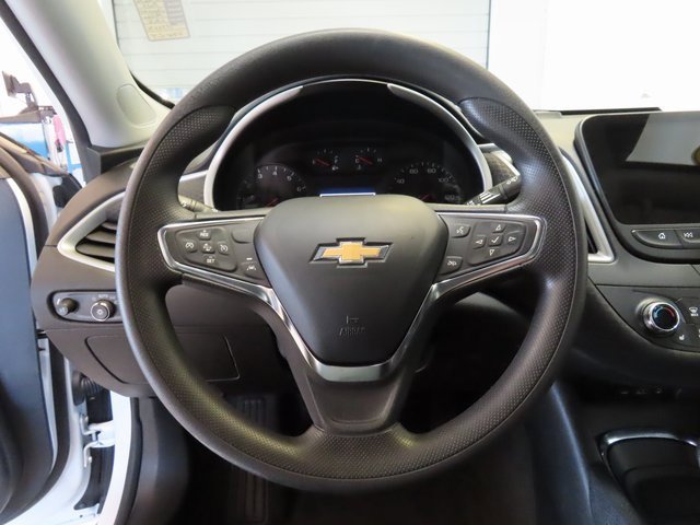 Used 2023 Chevrolet Malibu LT image 8