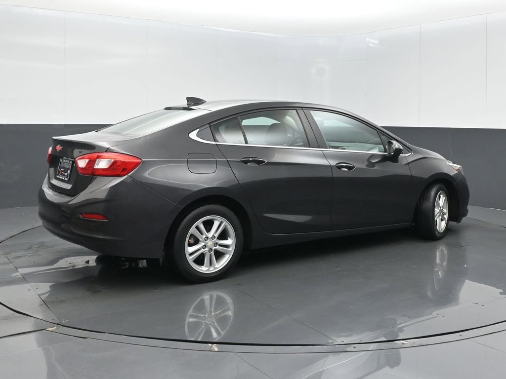Used 2016 Chevrolet Cruze LT w/ Convenience Package image 7