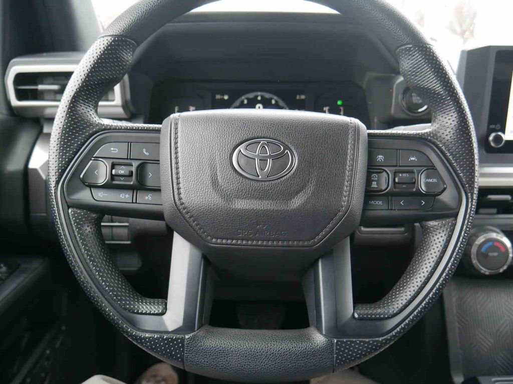 Used 2025 Toyota Tacoma SR5 image 37