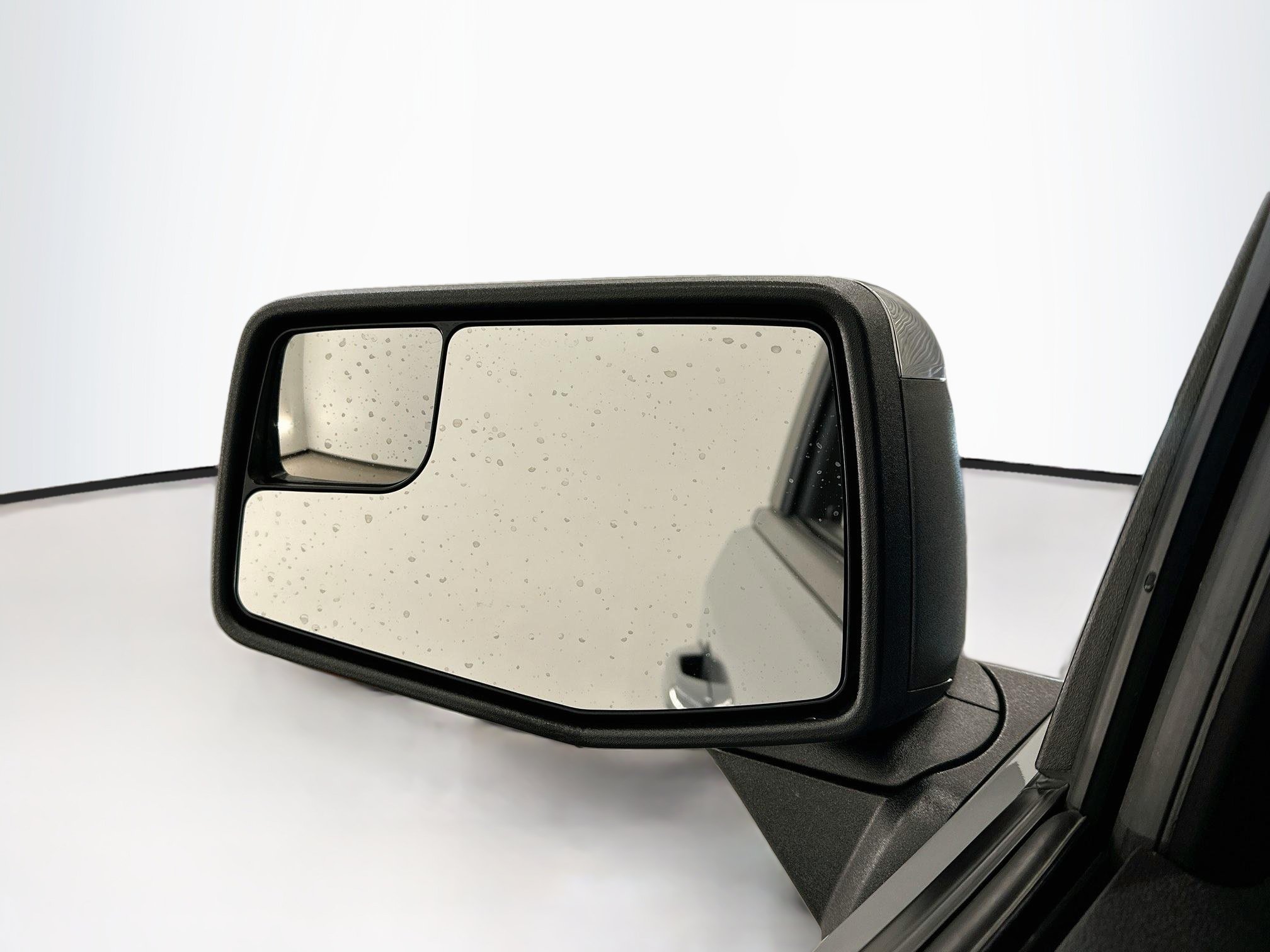 Used 2024 Chevrolet Silverado 1500 LT AWD/4WD image 16