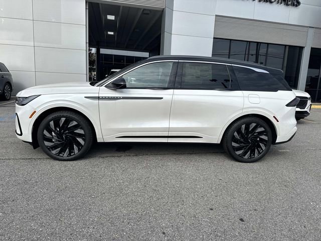New 2026 Lincoln Nautilus Black Label w/ Jet Appearance Package AWD/4WD image 6
