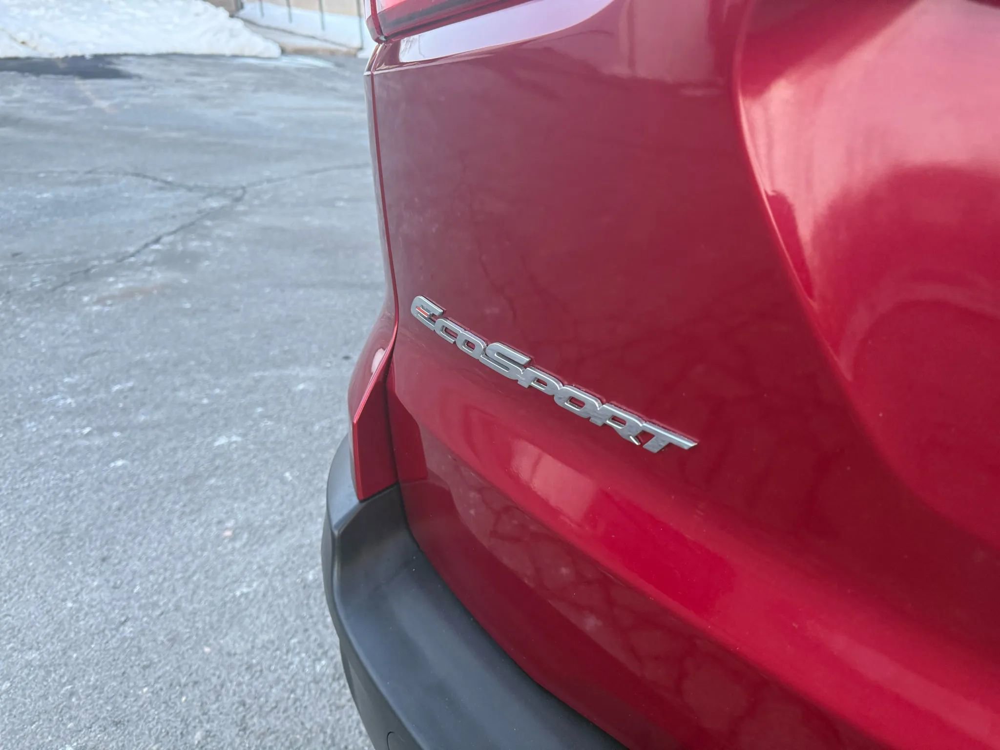 Used 2018 Ford EcoSport SE image 11