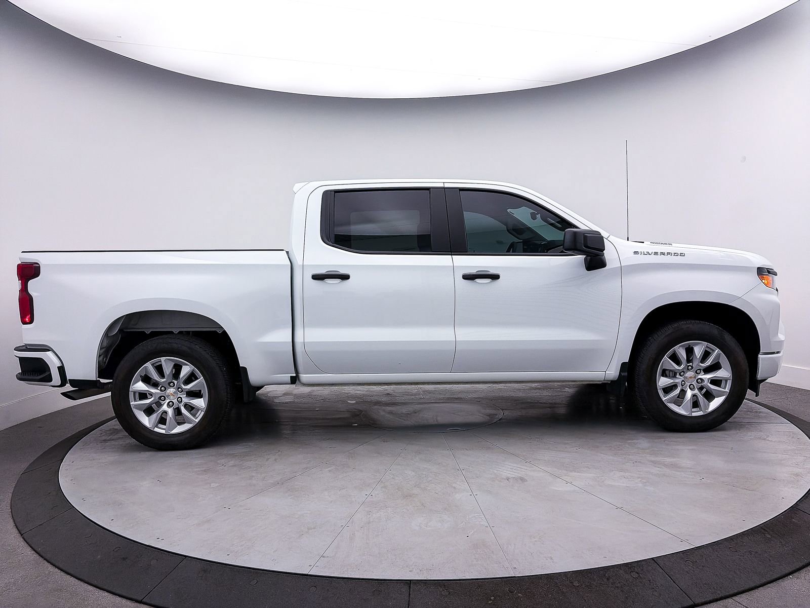 Used 2025 Chevrolet Silverado 1500 Custom w/ LPO, Dark Essentials Package image 35