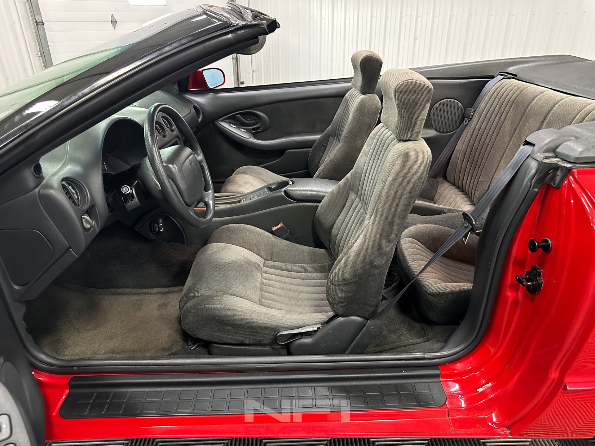 Used 1995 Pontiac Firebird Convertible RWD image 40
