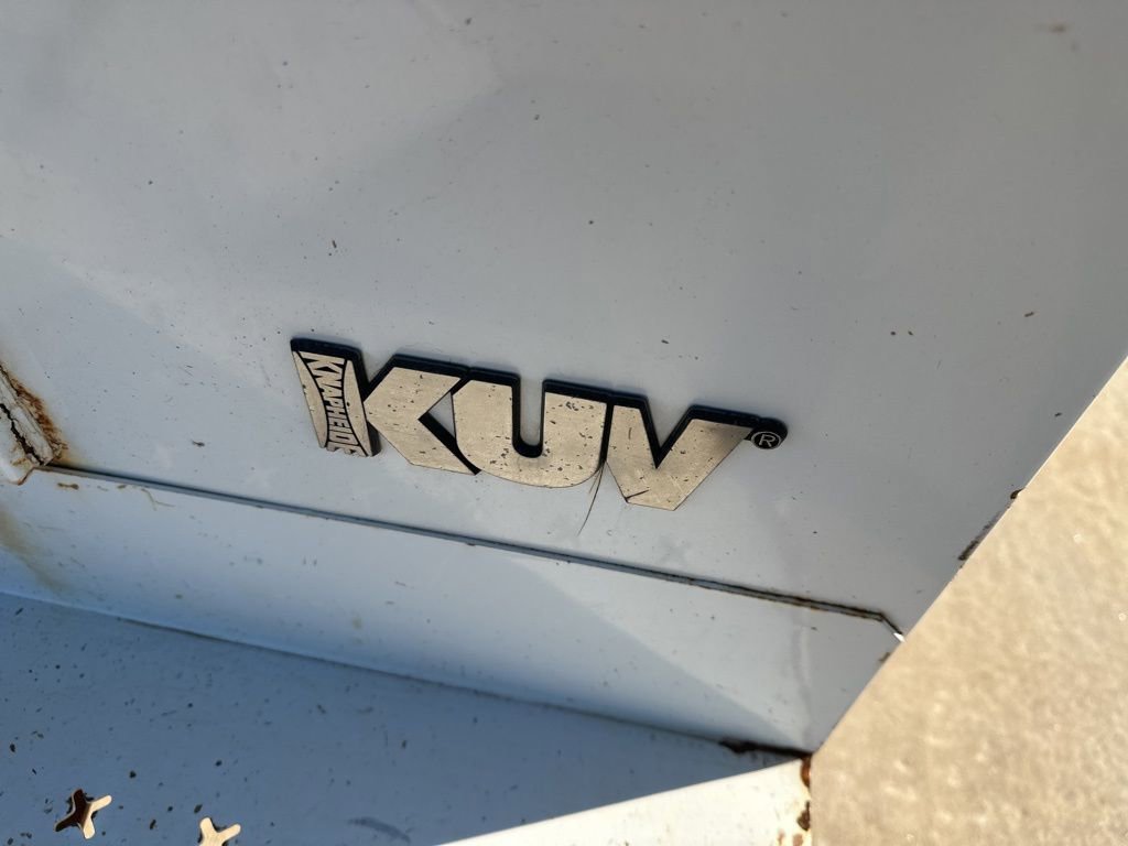 Used 2011 Chevrolet Express 3500 image 22