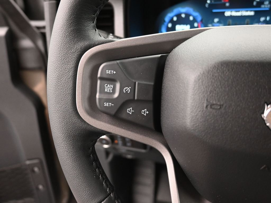 New 2026 Ford Bronco Badlands image 6