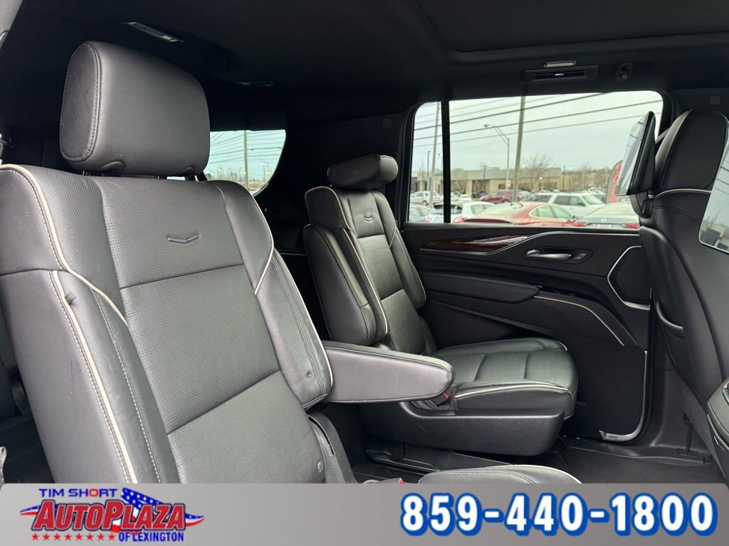 Used 2021 Cadillac Escalade ESV Premium Luxury image 47