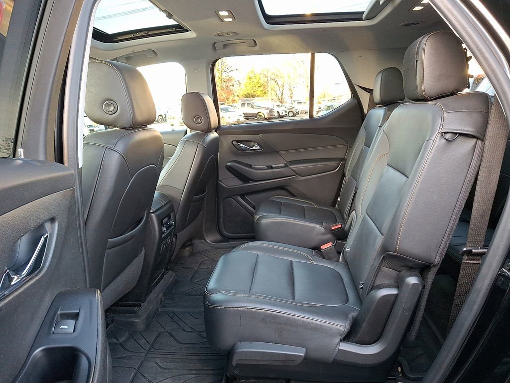 Used 2021 Chevrolet Traverse RS w/ LPO, Floor Liner Package image 10
