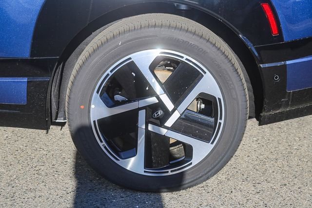 New 2026 Hyundai Ioniq 9 Limited image 12