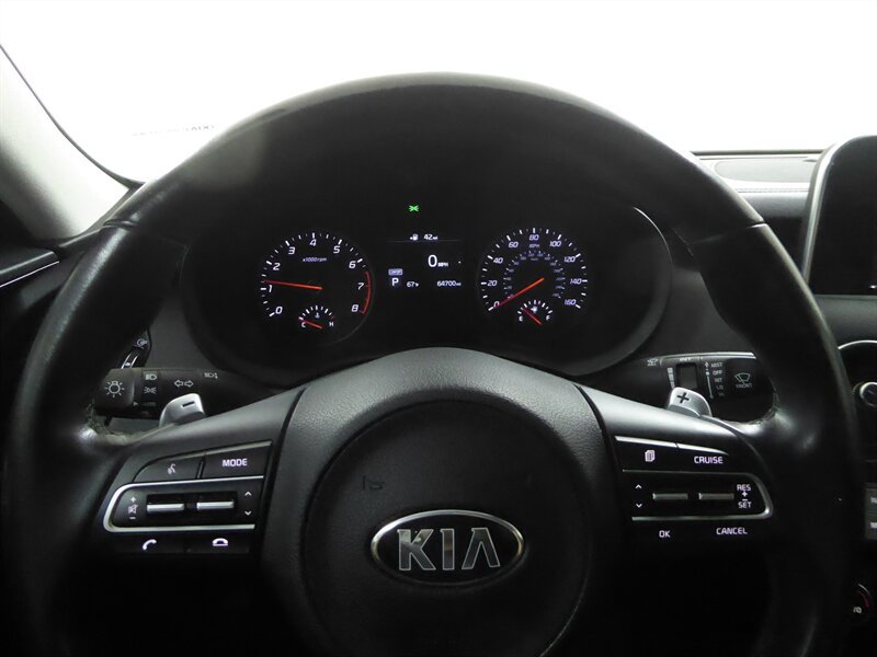 Used 2019 Kia Stinger RWD image 11